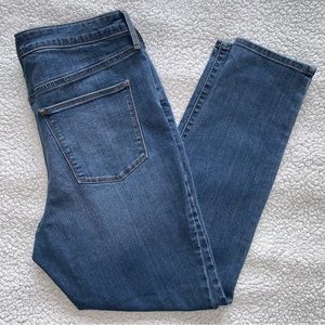 Women’s High Rise Skinny Jeans